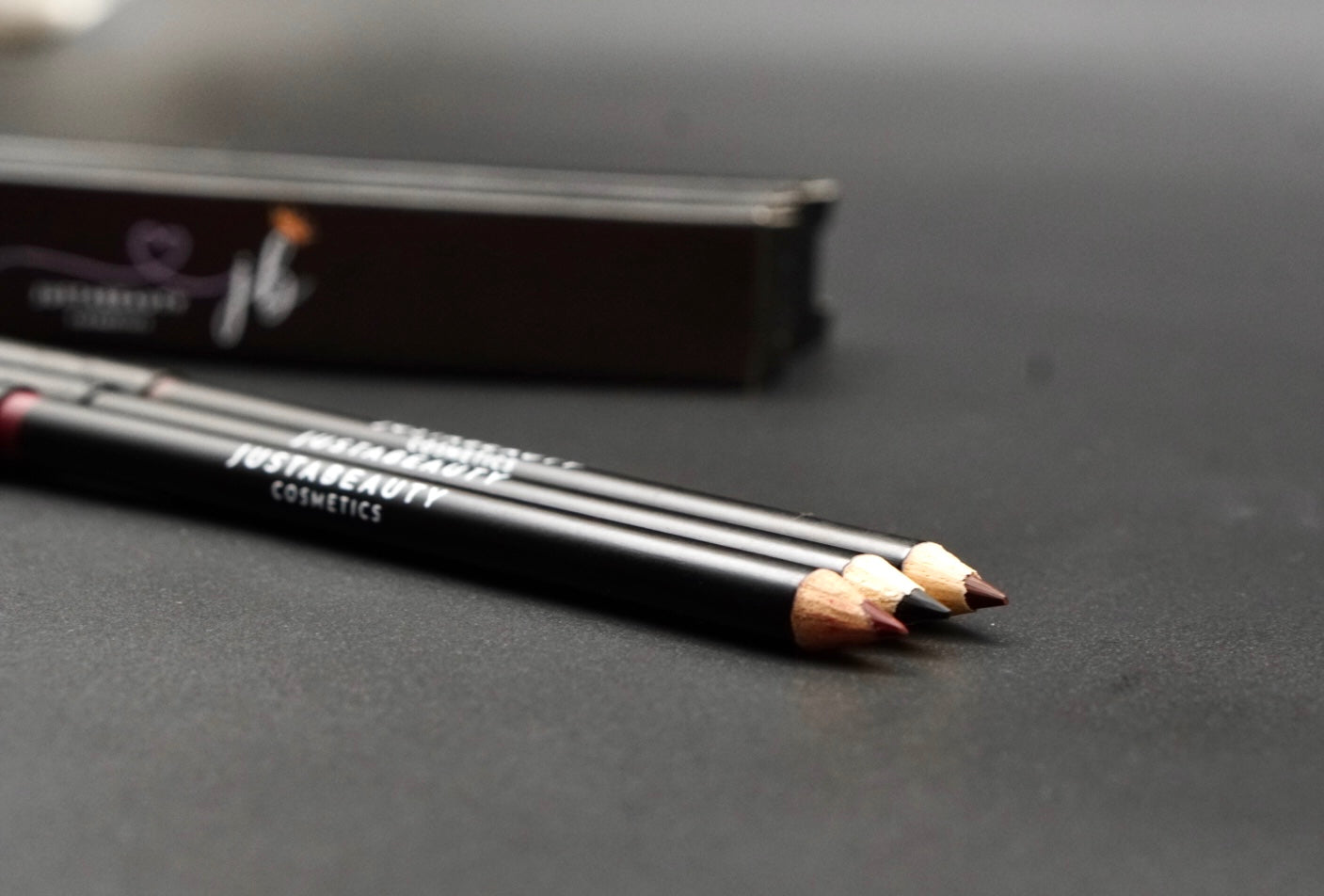 Be Bold Lip Liner Collection