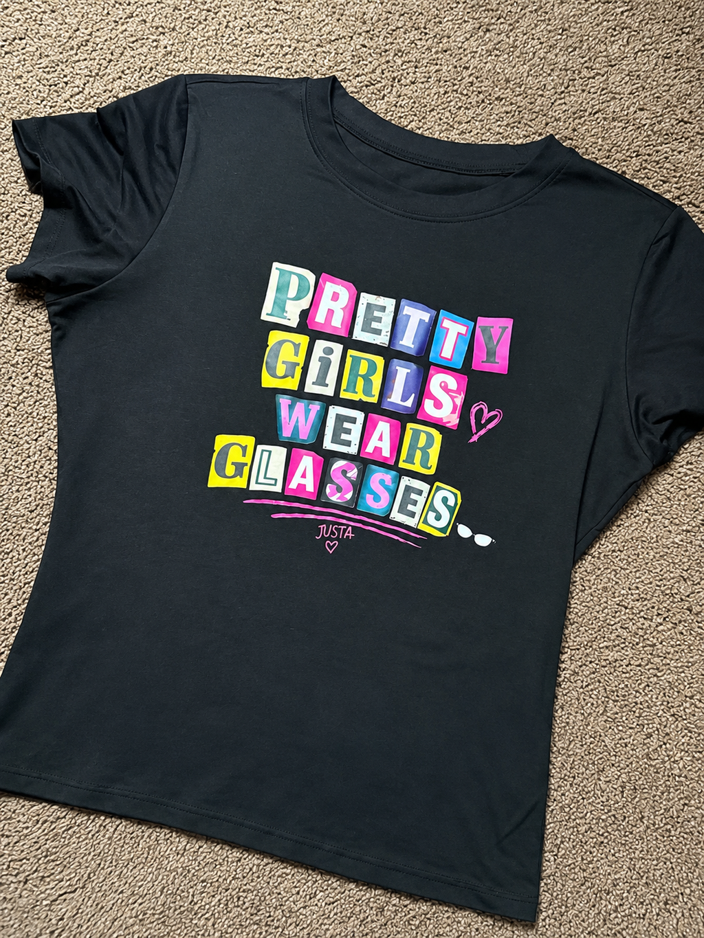 💕 Pretty Girls Wear Glasses T-Shirt